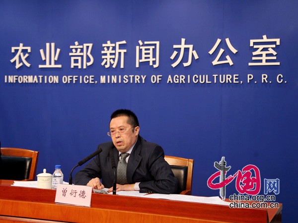专访黄渤：把生活的难用幽默包起来